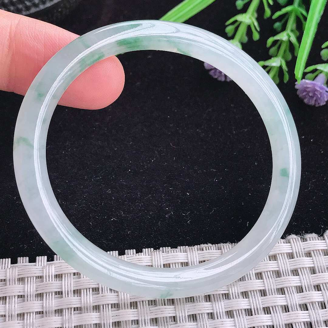 实拍A货翡翠54/48/6.2/6.7平安镯老坑冰胶冰飘花贵妃手镯叮当手镯