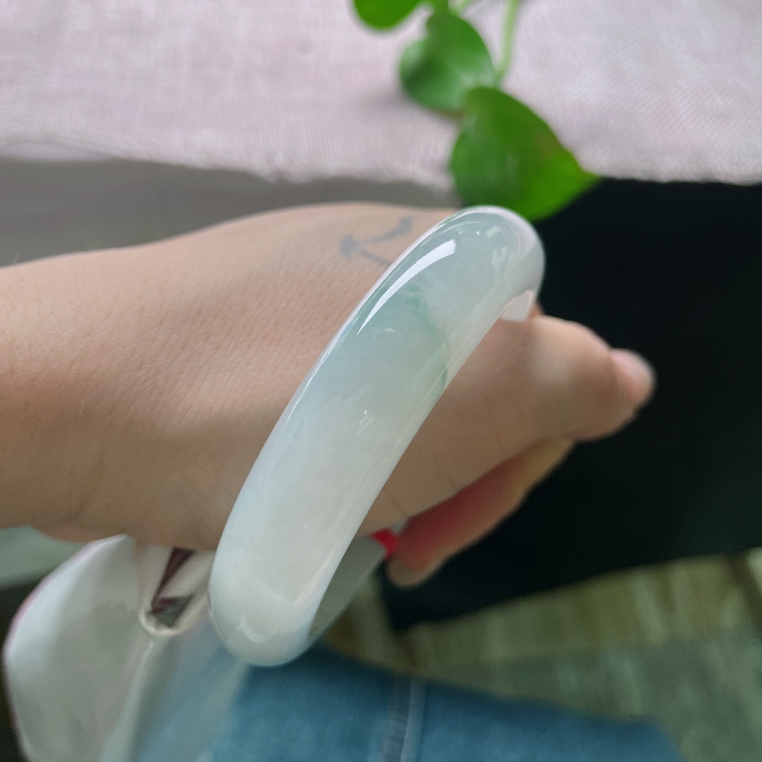 飘花正圈，宽版大气，种老，一抹花色灵动飘逸，无裂，ss52463a