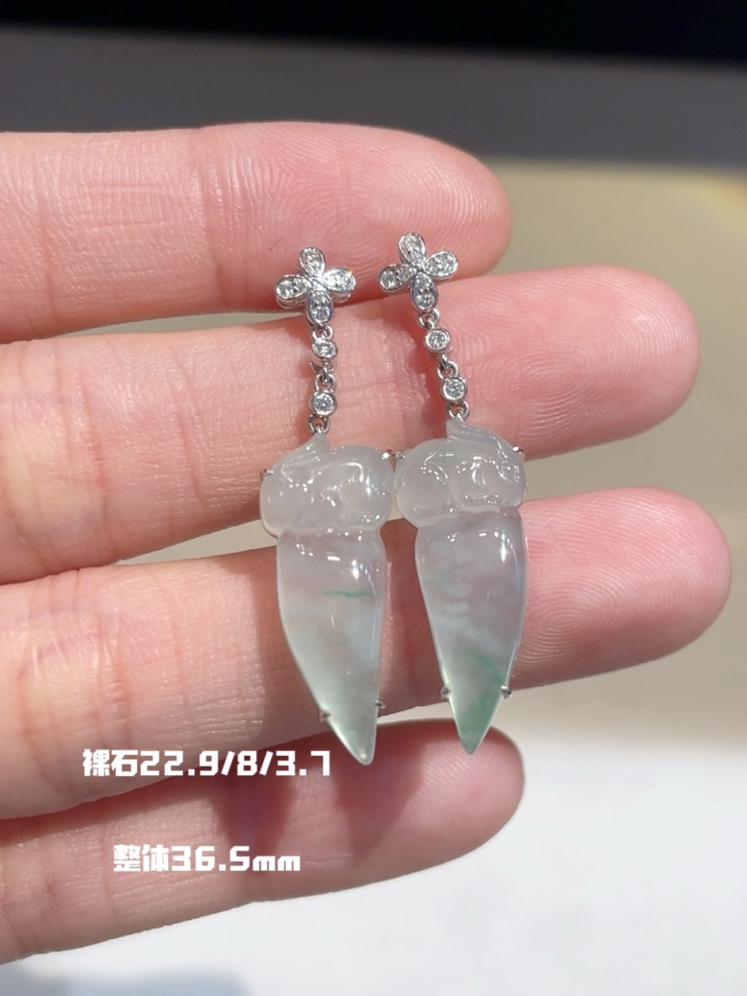 冰飘花兔子耳环 太可爱了吧，22.9-8-3.7