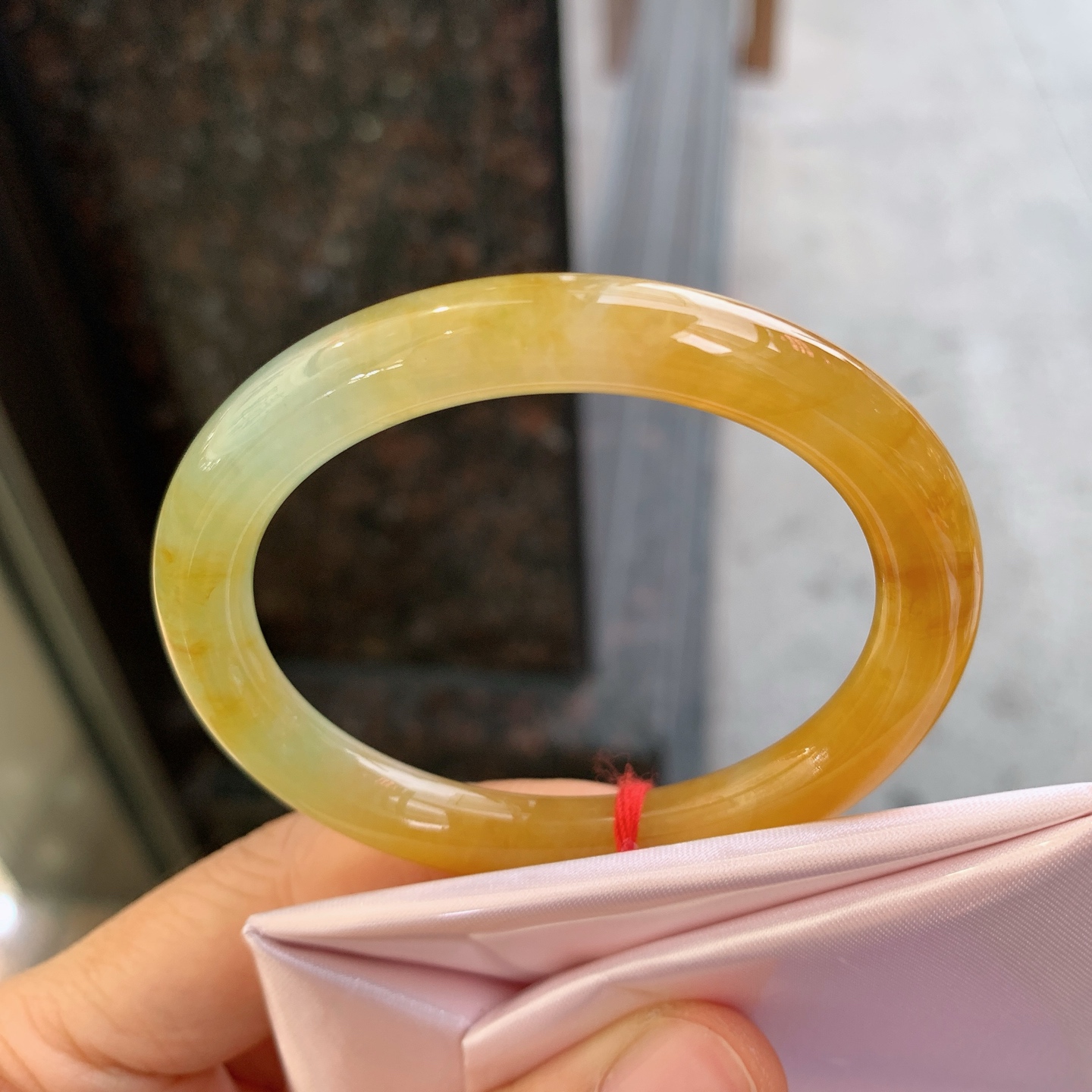 贵妃圆条黄翡 有纹 色好