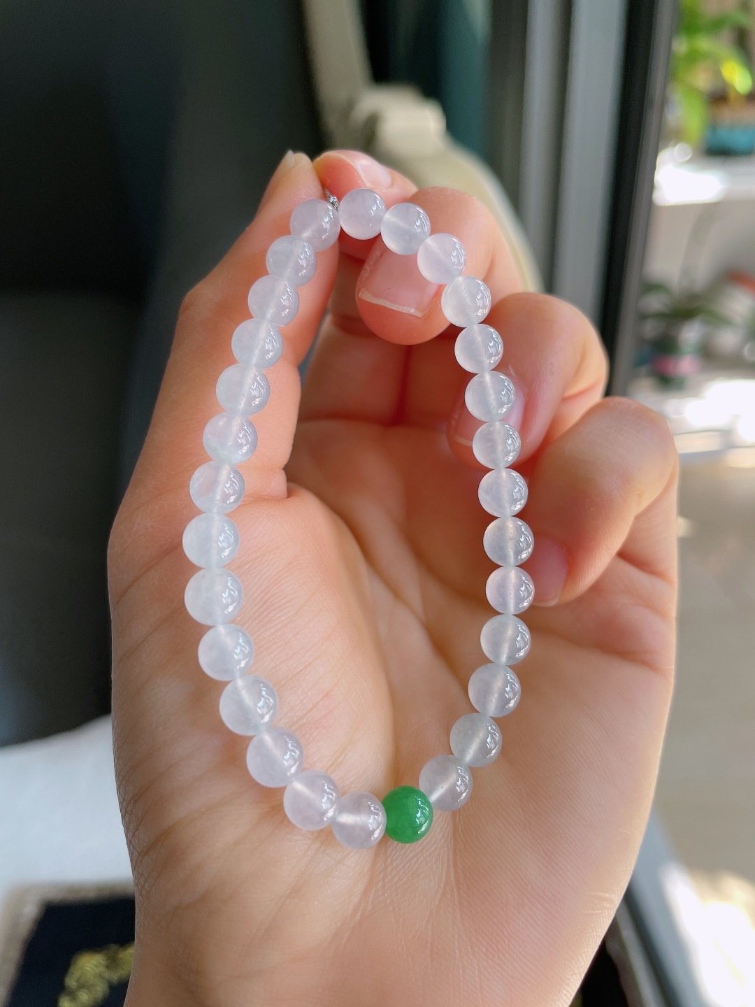 缅甸天然翡翠A货，冰种冰双彩手串，尺寸：6.2mm。【编3538】