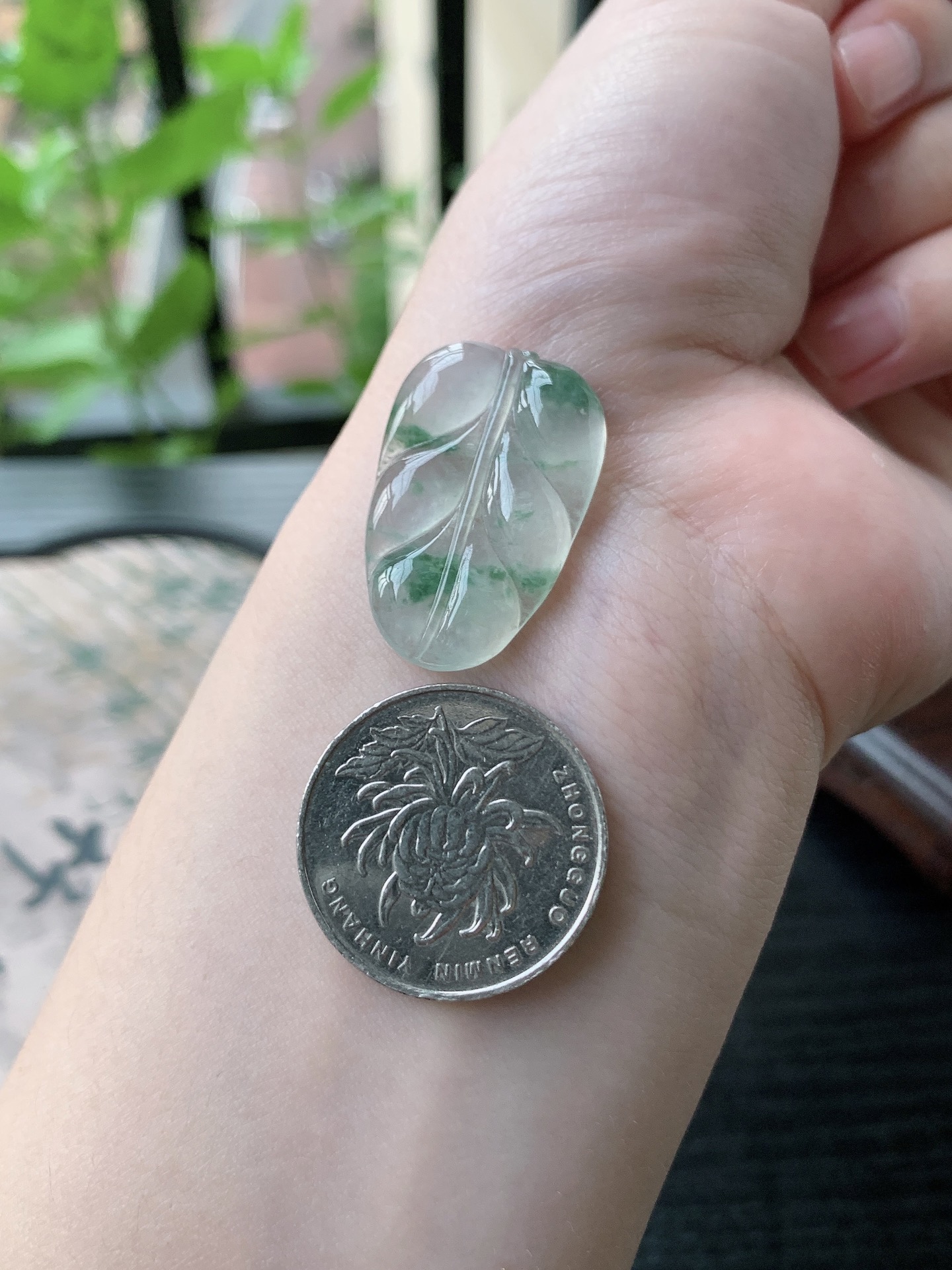 老坑冰种胶感飘蓝花金枝玉叶吊坠,裸石尺寸:28.5-18.6-4.6mm