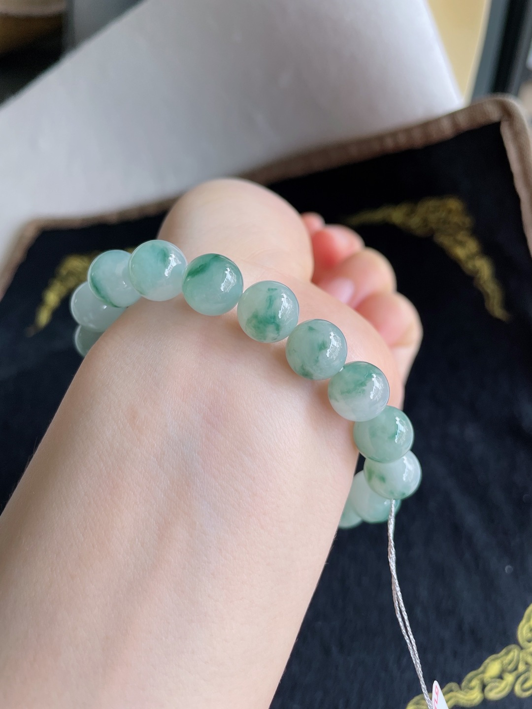 缅甸天然翡翠A货，冰飘花手串，尺寸：10mm。【编3248】