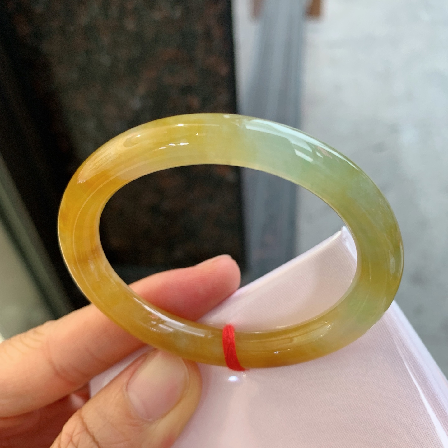 贵妃圆条黄翡 有纹 色好