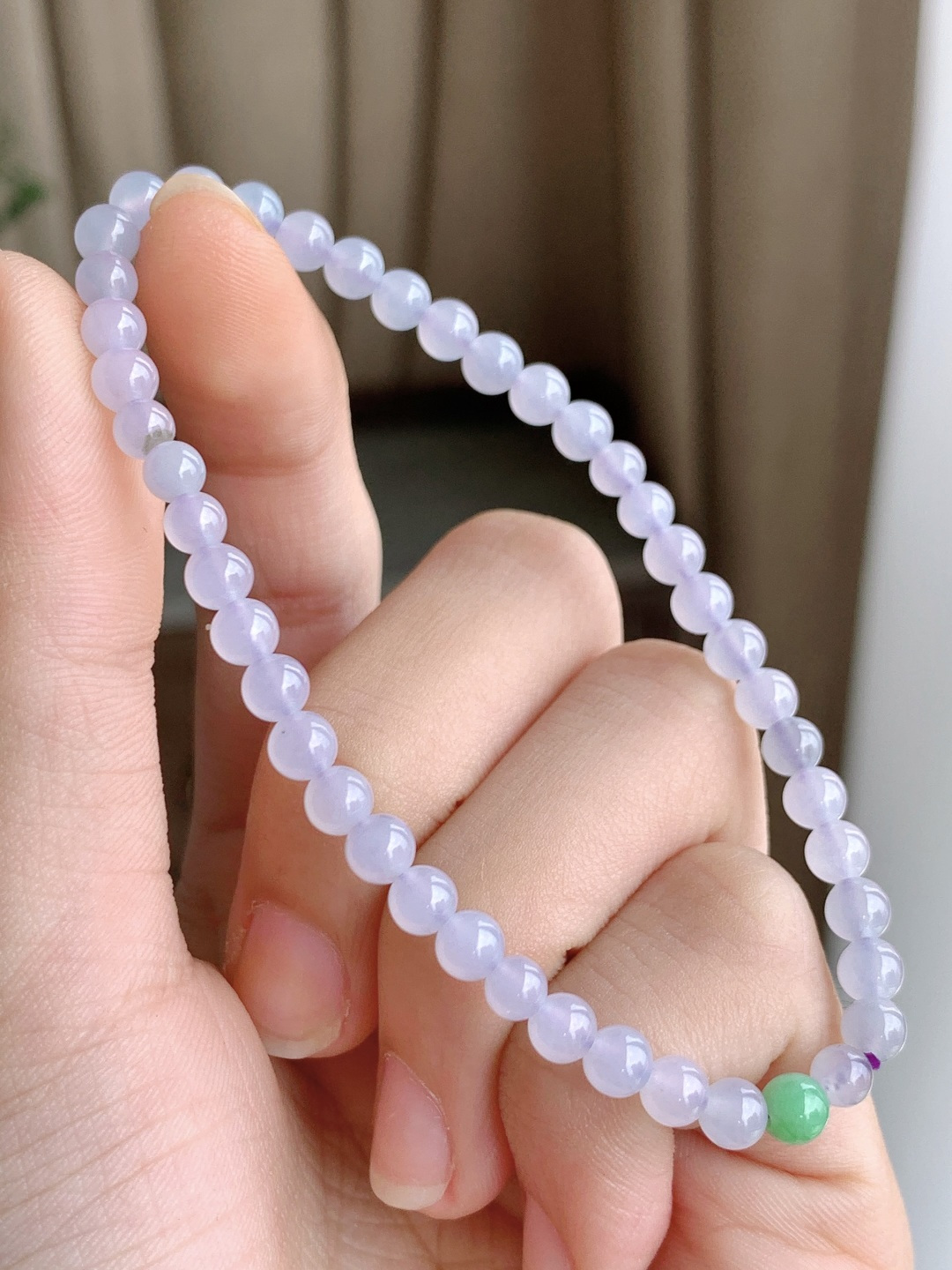 【珠子】手串圆珠子手串【说明】缅料 性比高 温柔精致【尺寸】4.4mm【重量】6.4克