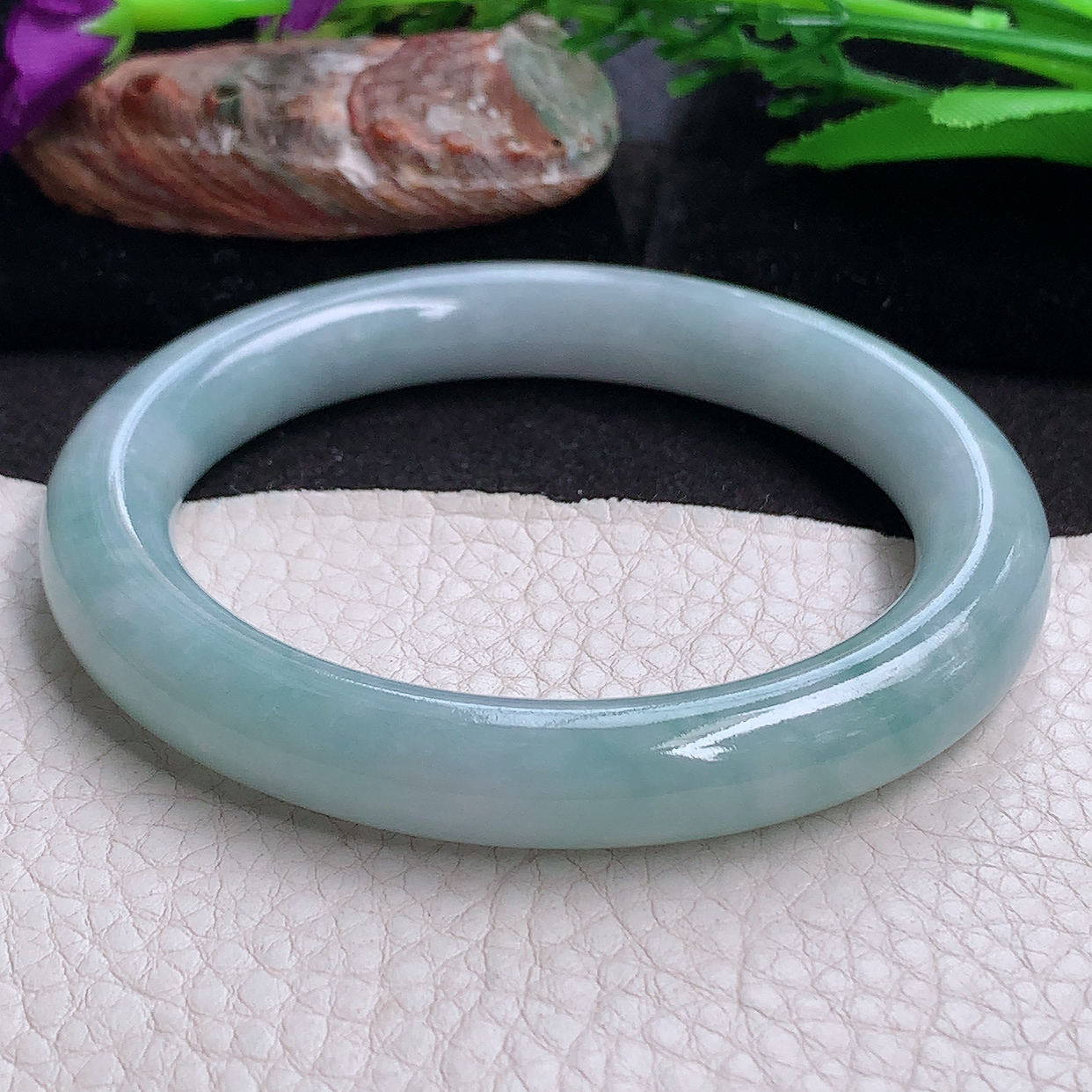 js实拍58.6*10.5美人镯 缅甸翡翠a货玉手镯飘花胶感圆条玉手环 叮当镯
