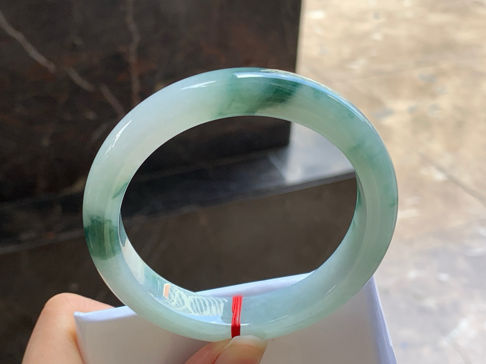 57.5-11.5-8.2

飘花手镯^_^细腻