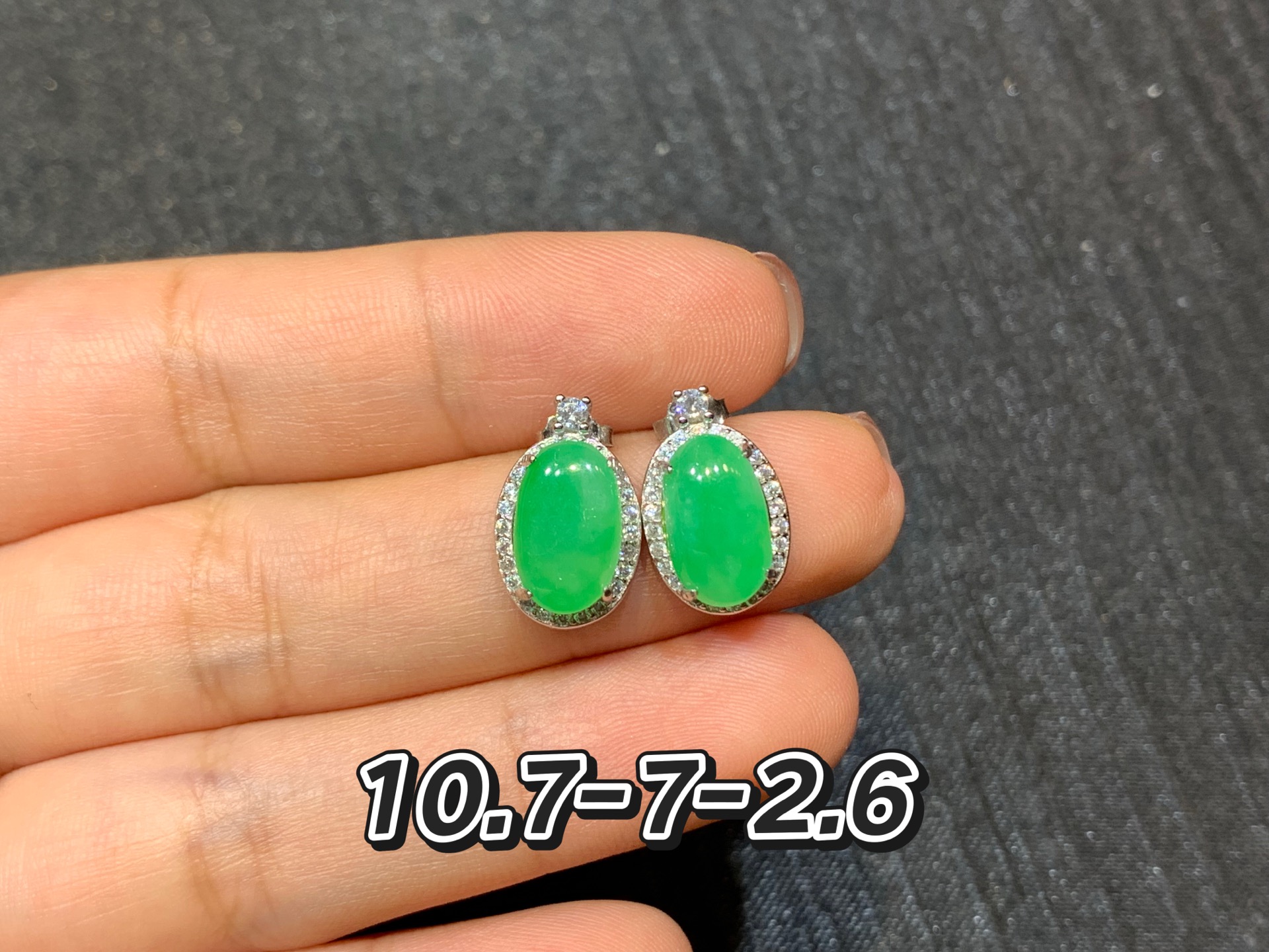 蛋面耳钉 s925银，10.7-7-2.6