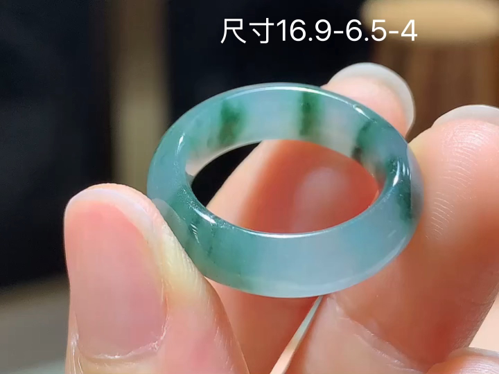️冰飘花戒圈，无裂，尺寸，16.9-6.5-4