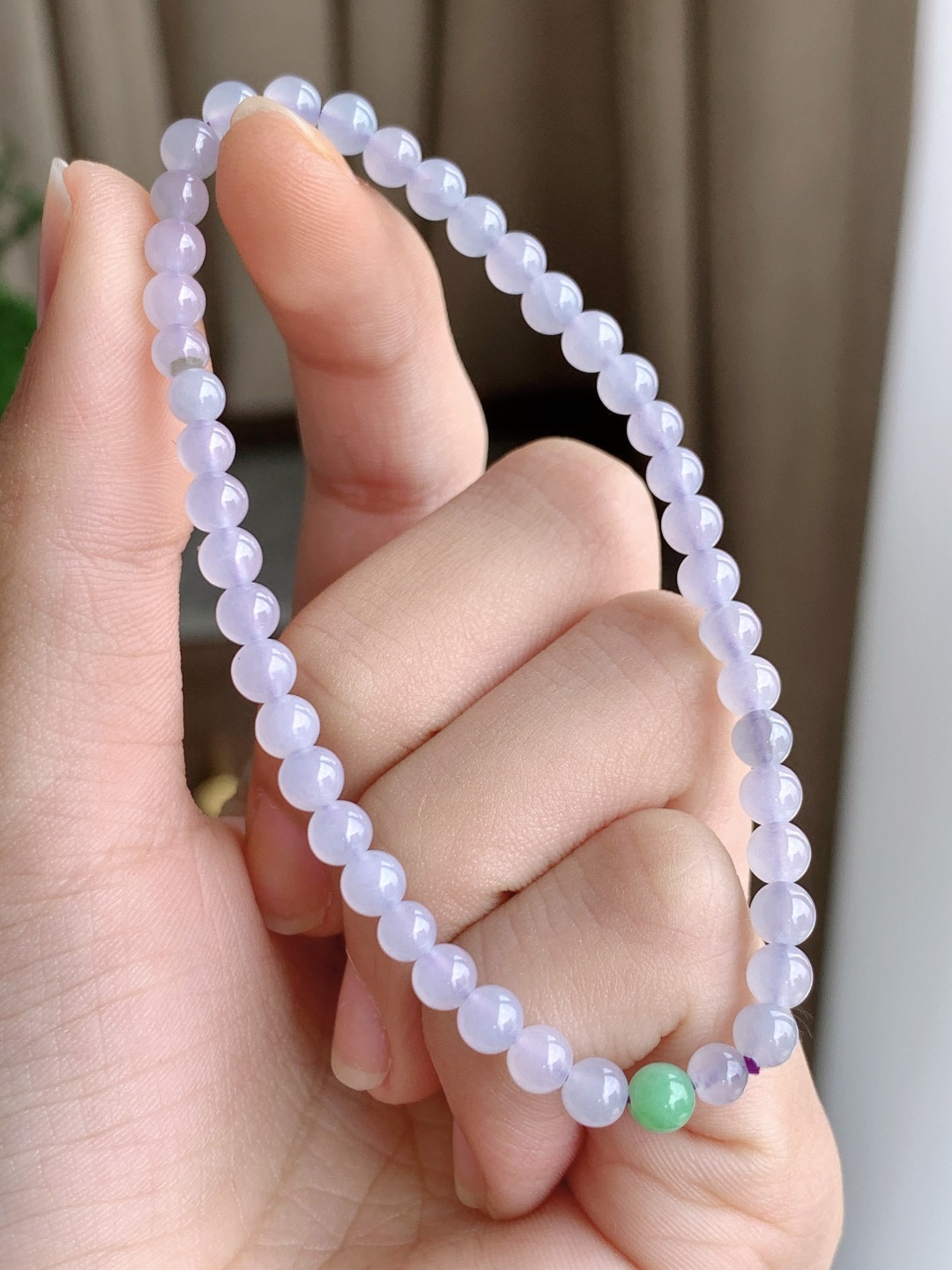 【珠子】手串圆珠子手串【说明】缅料 性比高 温柔精致【尺寸】4.4mm【重量】6.4克