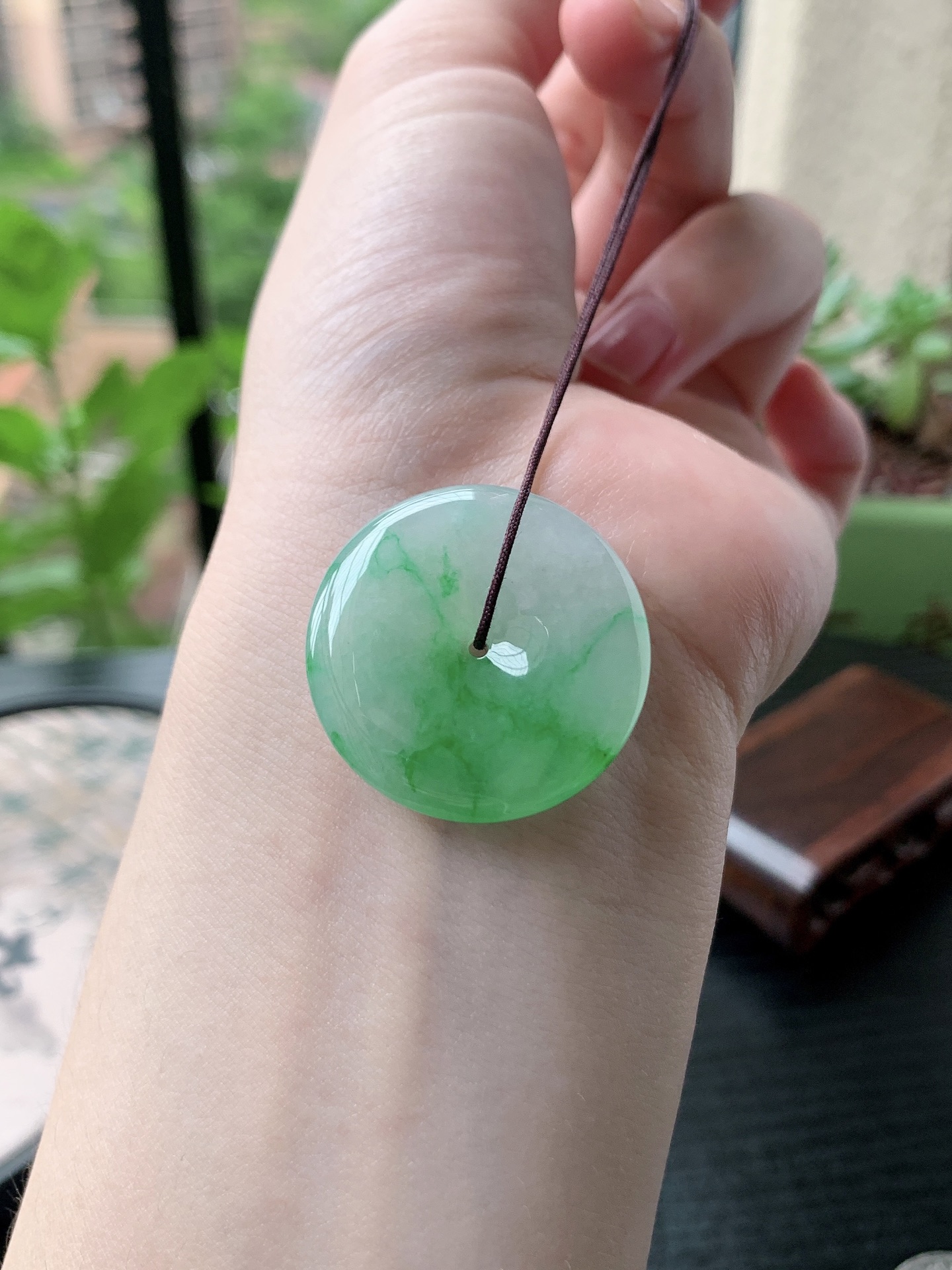 老坑冰种胶感飘阳绿平安扣吊坠,裸石尺寸:29.3-5.8mm