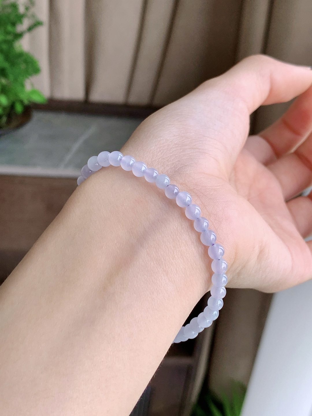 【珠子】手串圆珠子手串【说明】缅料 性比高 温柔精致【尺寸】4.4mm【重量】6.4克