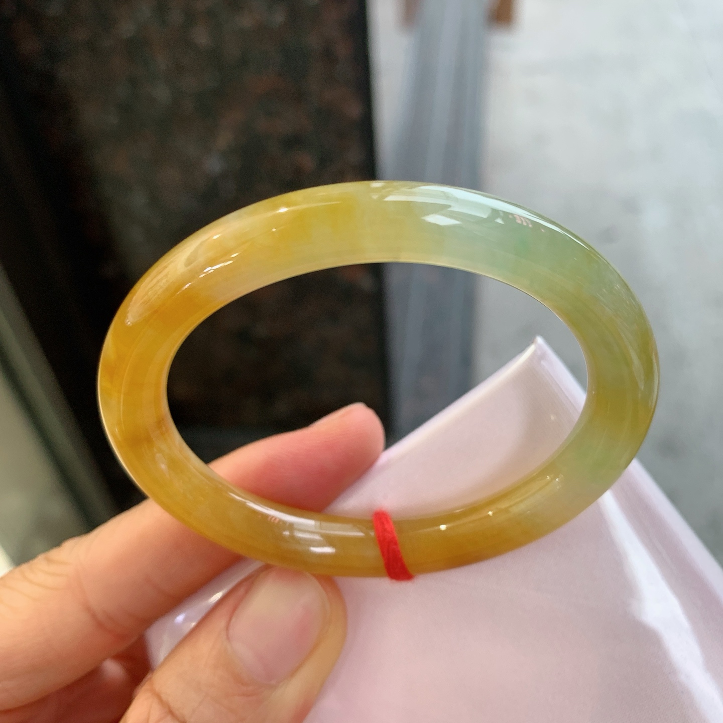 贵妃圆条黄翡 有纹 色好