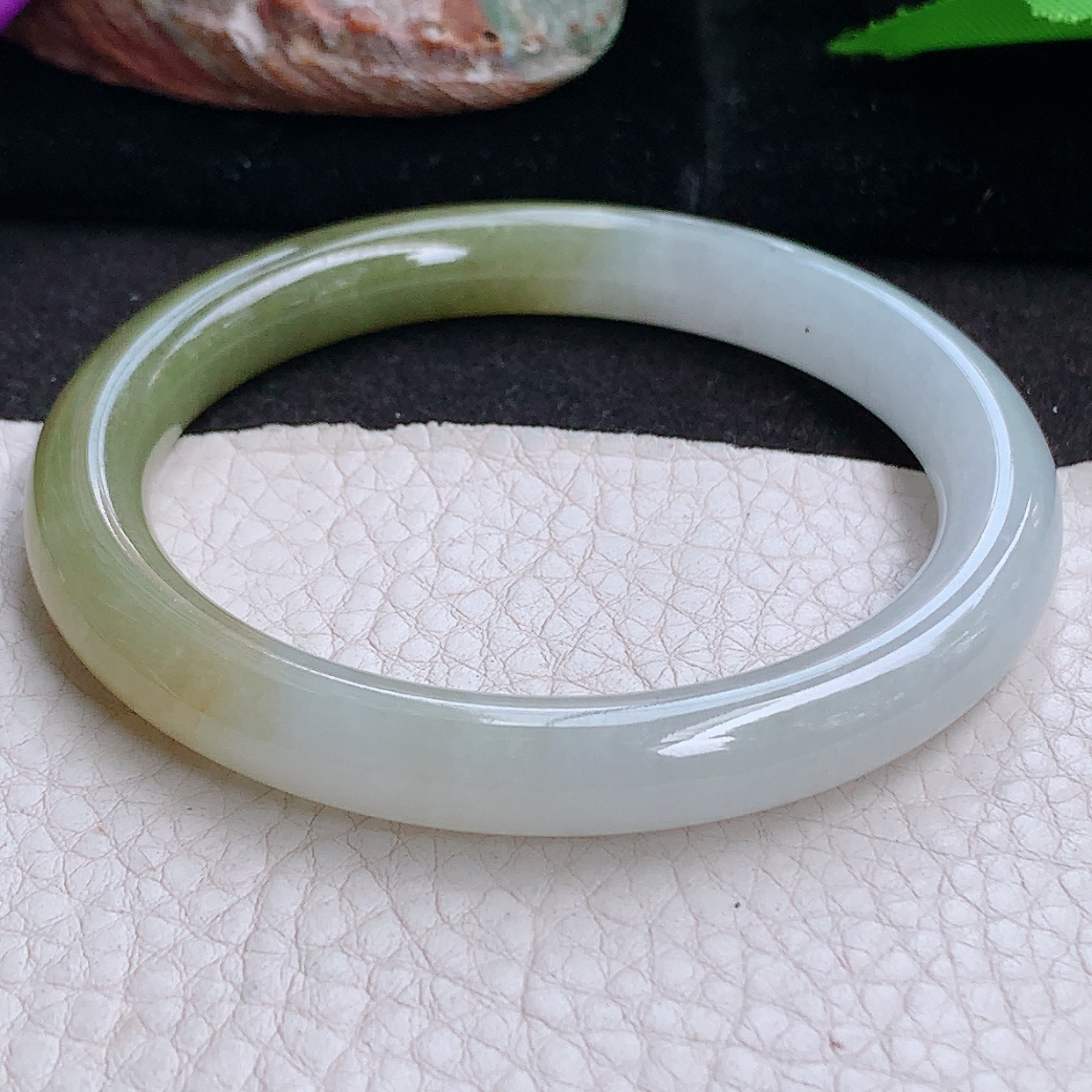 z实拍55.5*8.5招财叮当镯 缅甸翡翠a货玉手镯 半山水圆条玉手环