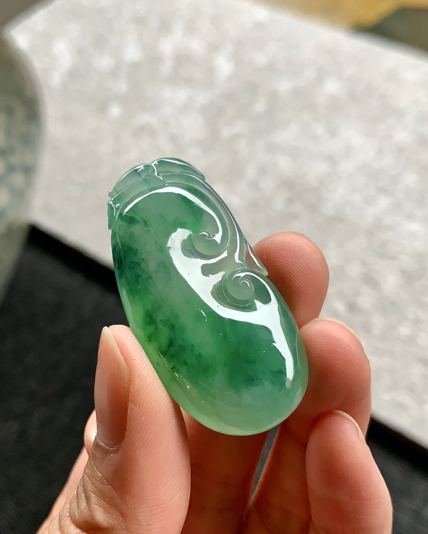 ️ 冰绿如意，玉质细腻，油润亮泽