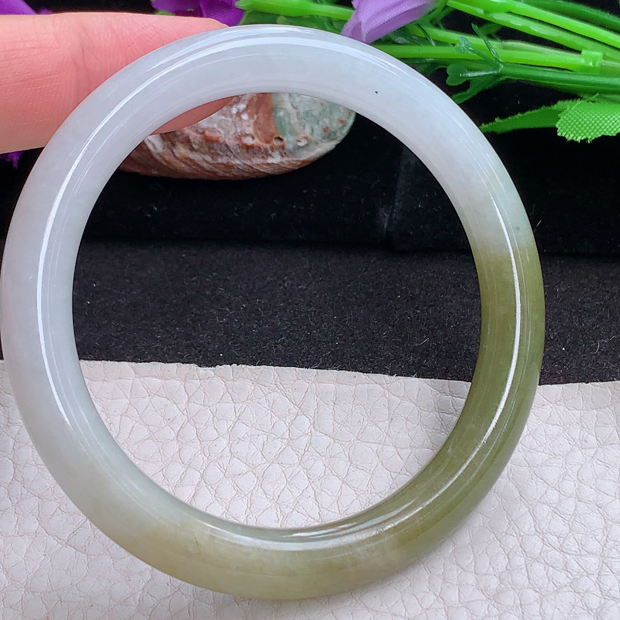 z实拍55.5*8.5招财叮当镯 缅甸翡翠a货玉手镯 半山水圆条玉手环