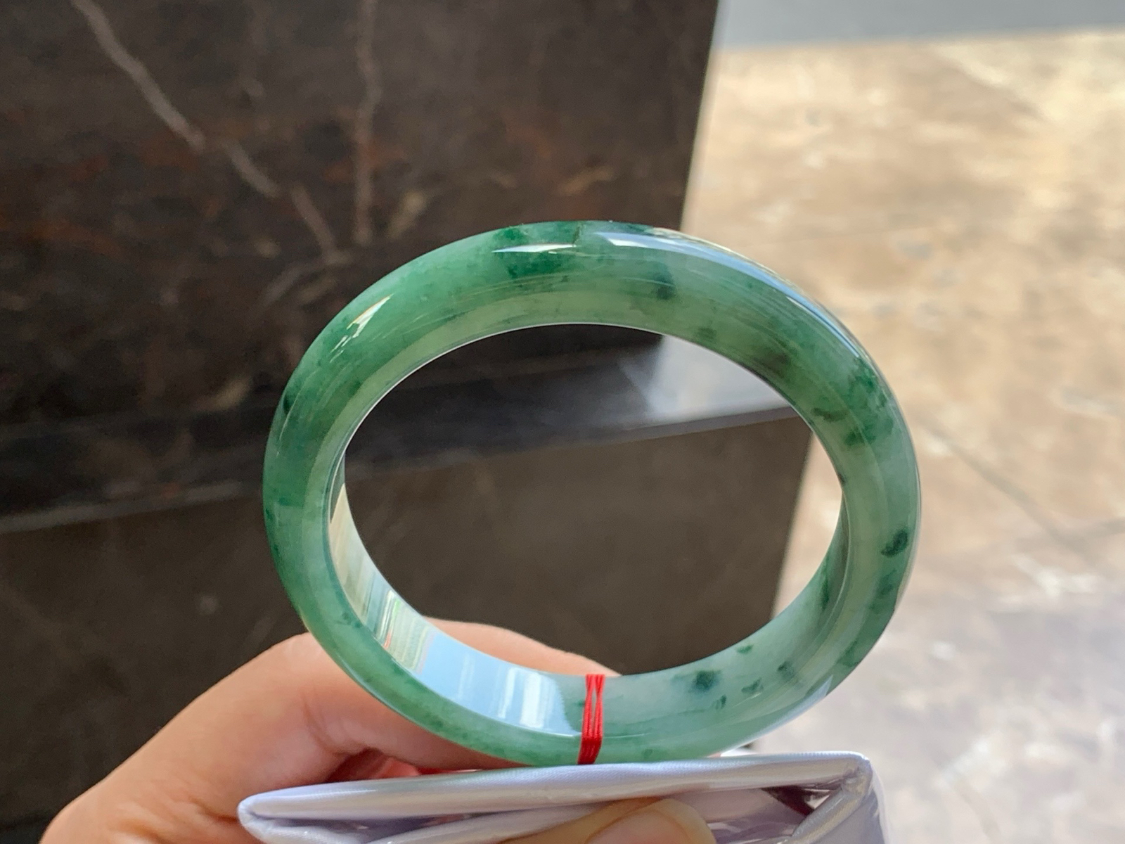 58-12.2-8.5

飘花手镯^_^浓郁鲜艳