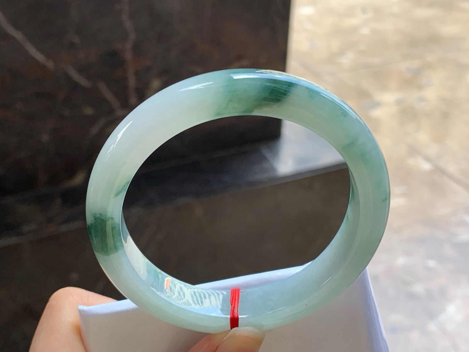 57.5-11.5-8.2

飘花手镯^_^细腻