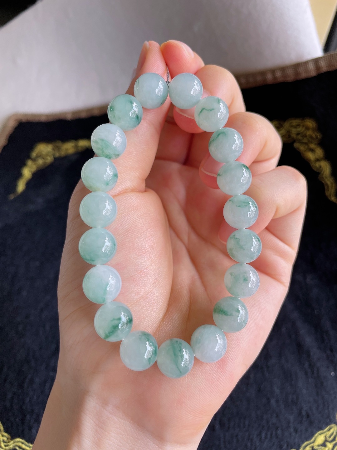 缅甸天然翡翠A货，冰飘花手串，尺寸：10mm。【编3248】