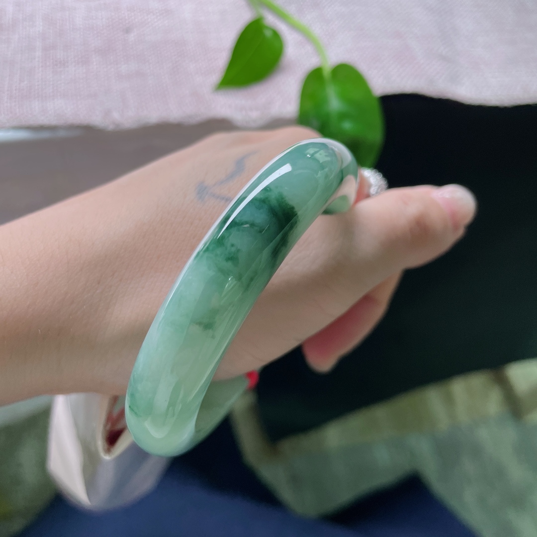 飘花正圈，水润细腻，婉间风华，贵气，清雅，无裂，ss52281a