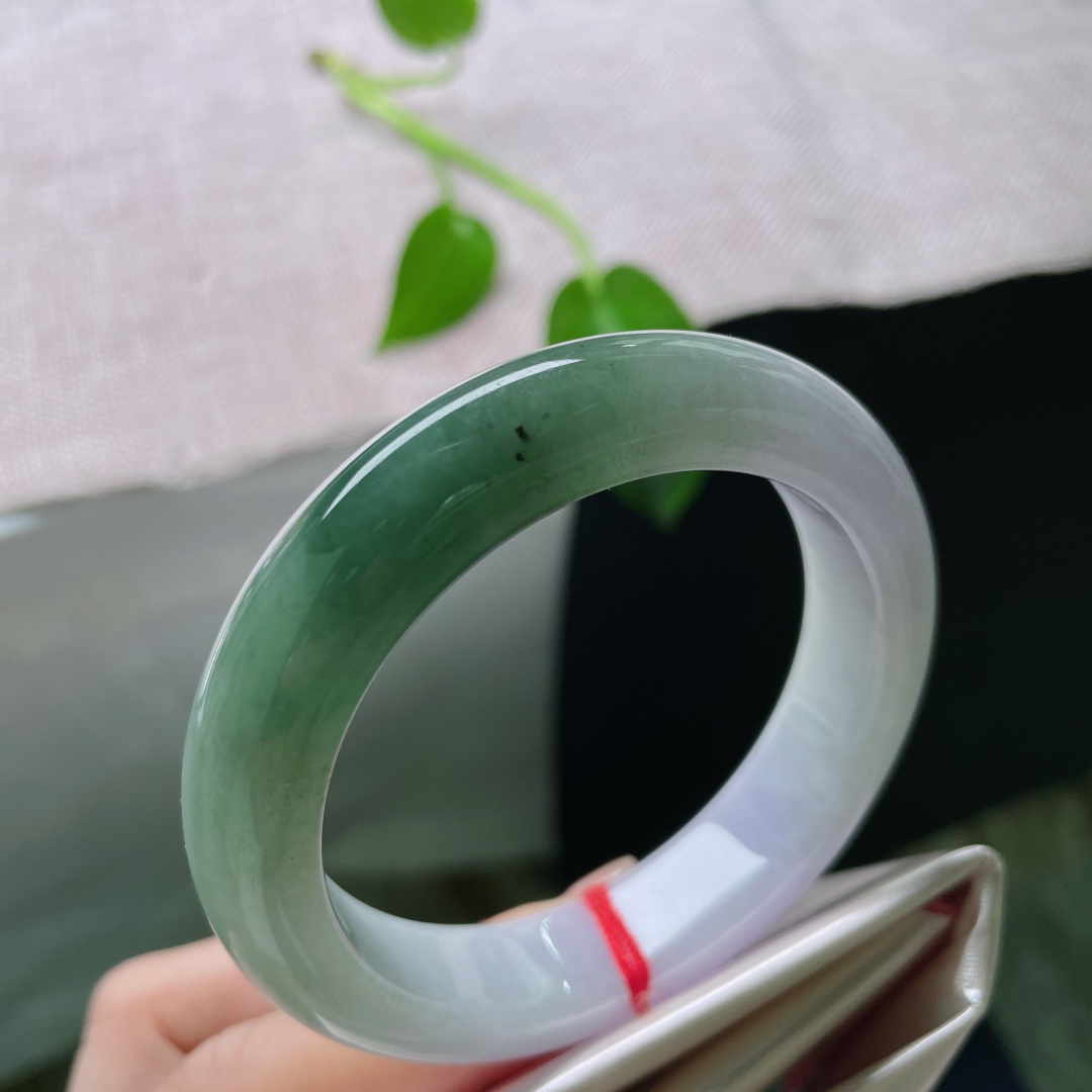 正圈，水润细腻，青山绿水，优雅永不过时，洒乌鸡，ss52096a