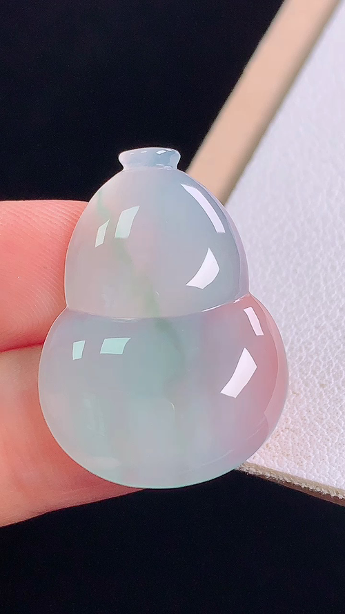冰飘花葫芦，一刀切，无裂，尺寸:27.1-19.6-4.3mm 18