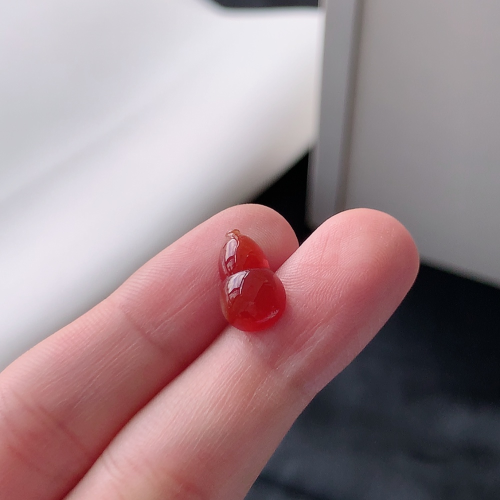 红翡葫芦挂件。种老饱满水润，品相喜悦，佩戴清新自然 货号98522，12.7-7.6-3.7