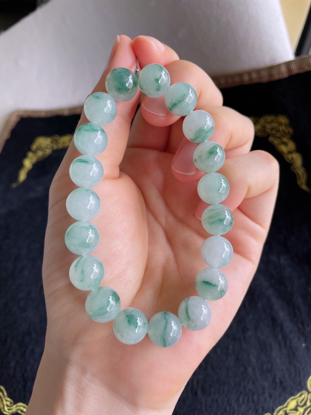 缅甸天然翡翠A货，冰飘花手串，尺寸：10mm。【编3248】