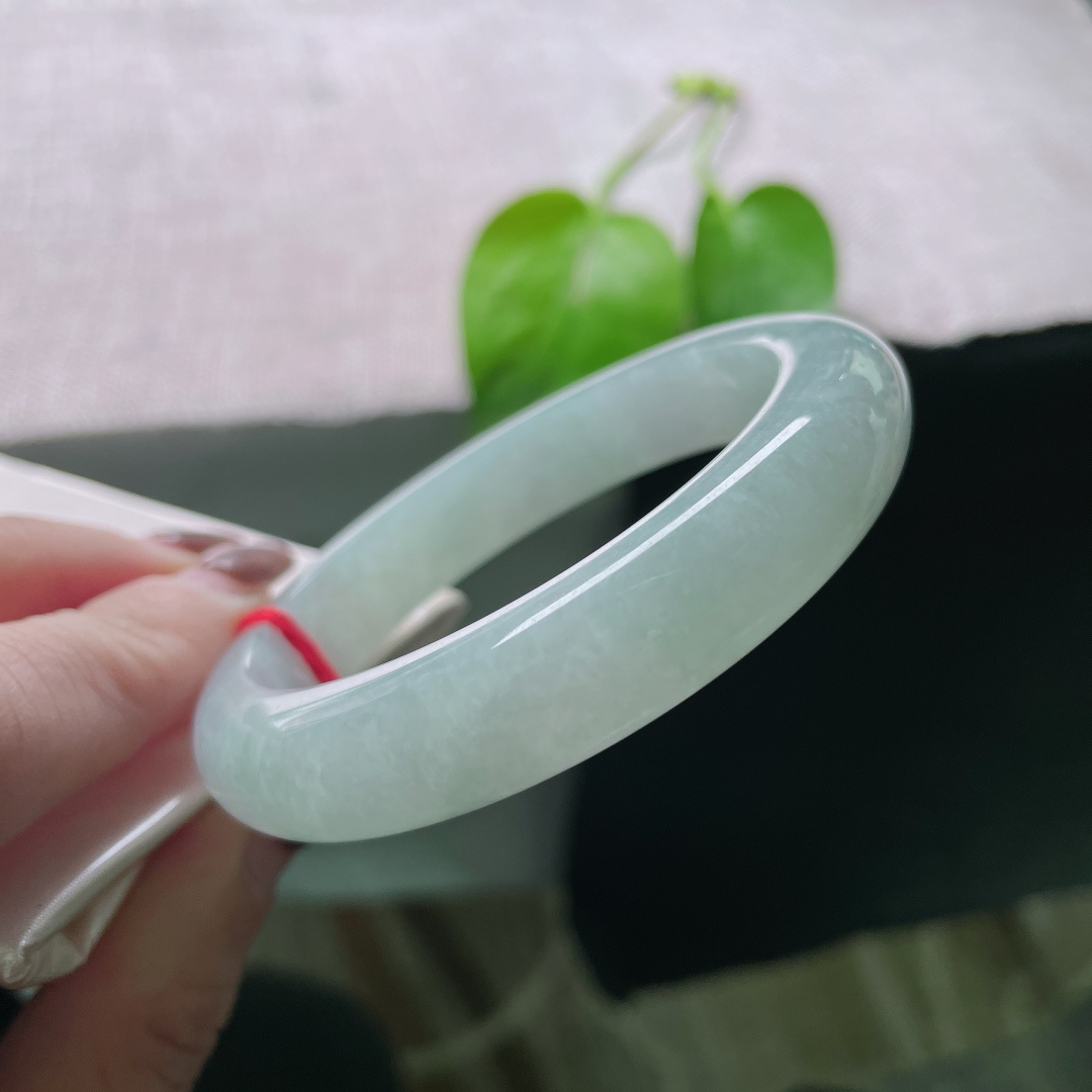 绿底正圈，水润细腻，清雅苑苑，温婉可人，无裂，ss50263a