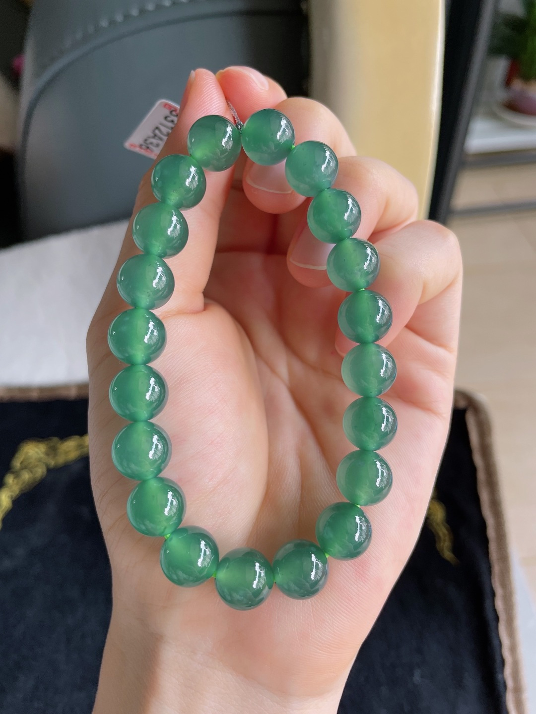 天然翡翠A货，冰蓝水手串，尺寸：9.8mm。【编3251】
