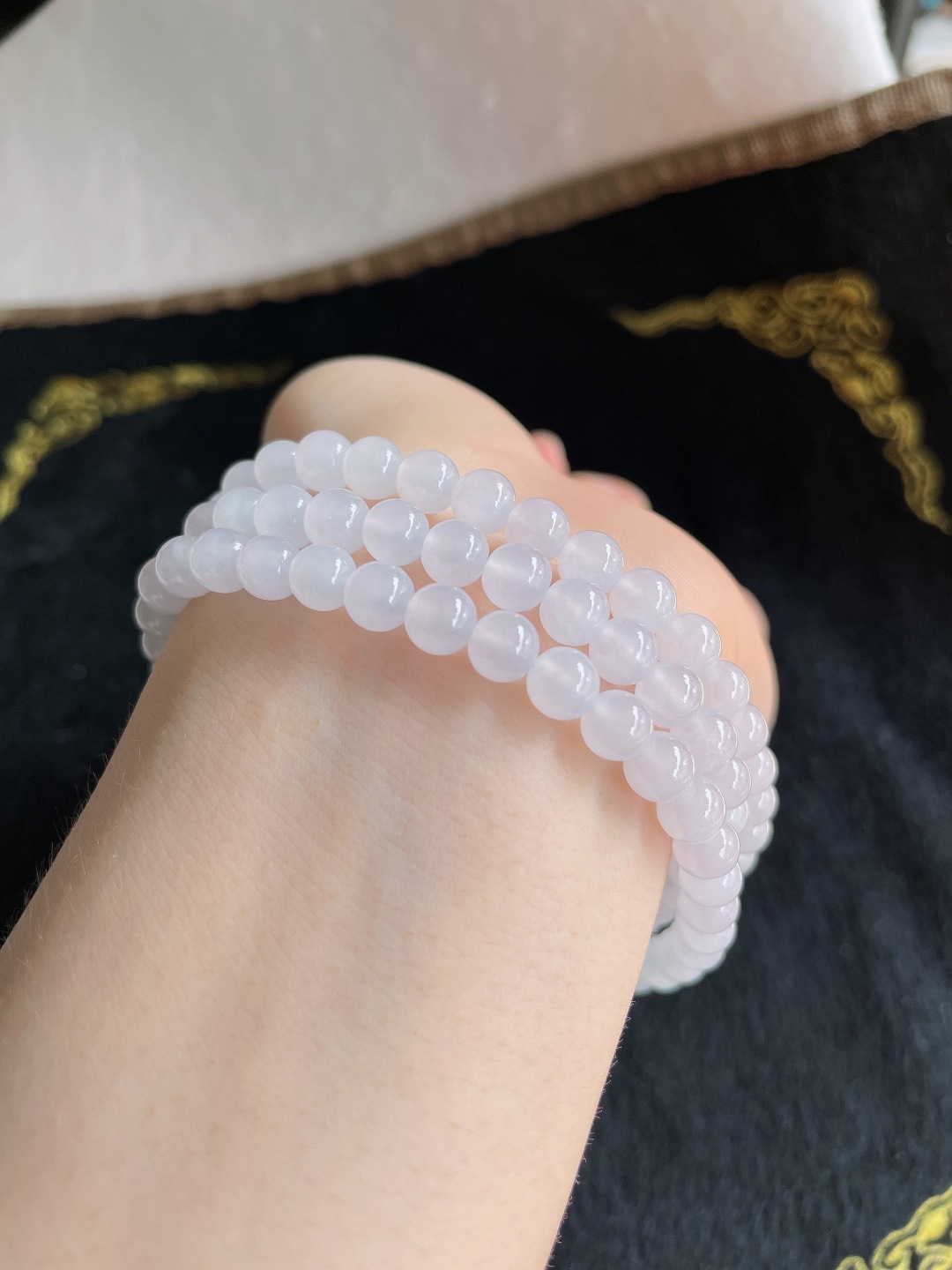 天然翡翠A货，白冰珠链，尺寸：6mm112颗。【编3519】