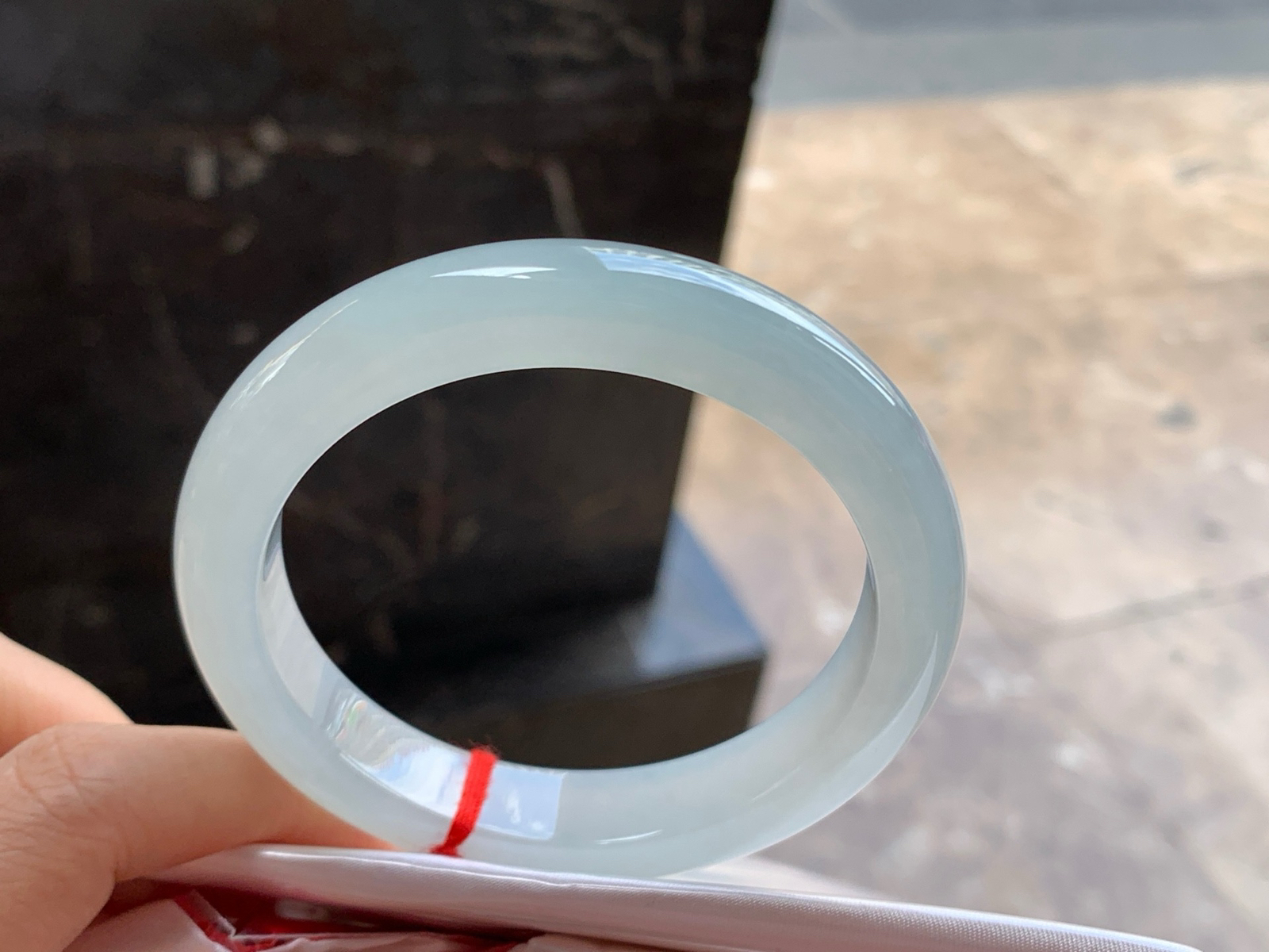 60-12.1-9.5

冰种手镯^_^水润 清新