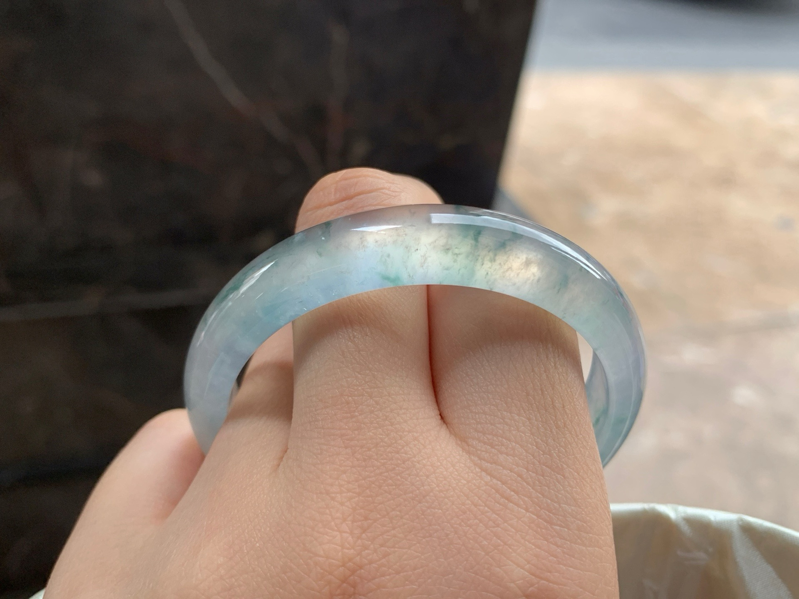 52-11.5-6.6

冰蓝花手镯^_^冰透