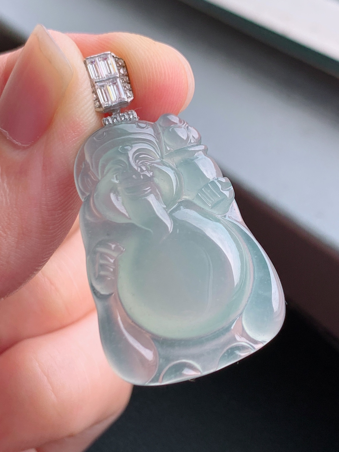 ️ 财神吊坠，冰润透亮笑意盈盈，招财纳福