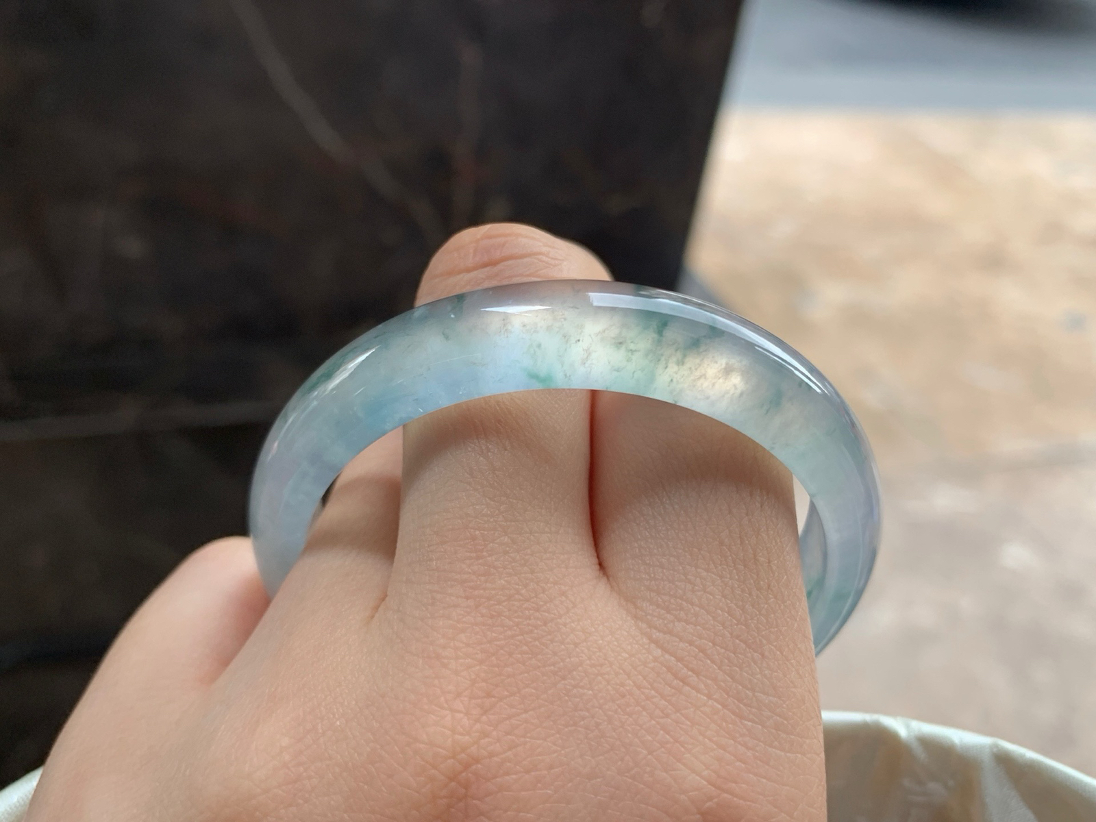 52-11.5-6.6

冰蓝花手镯^_^冰透