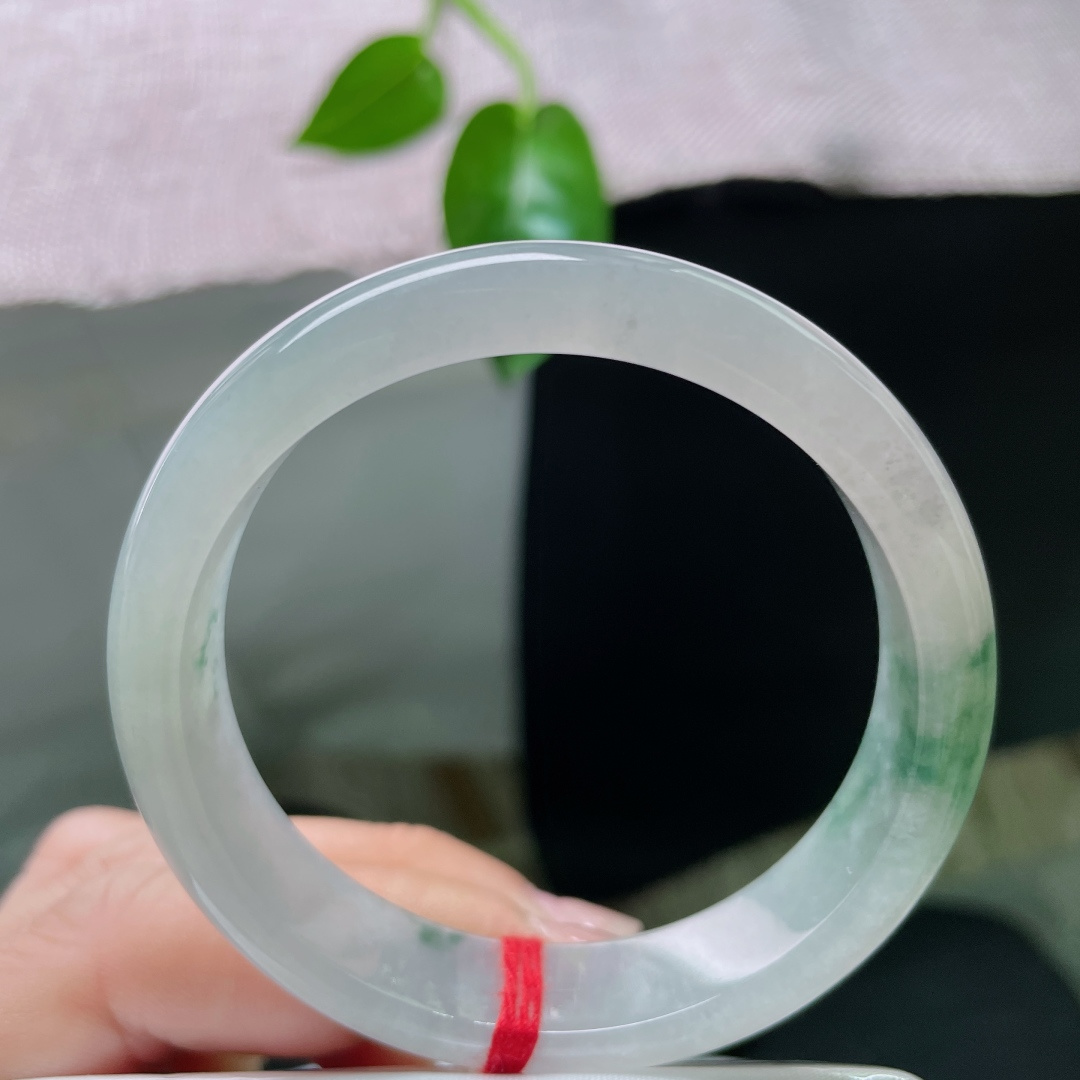 飘花正圈，冰润细腻，种老，悠悠的云里有淡淡的诗，无裂，as53089a