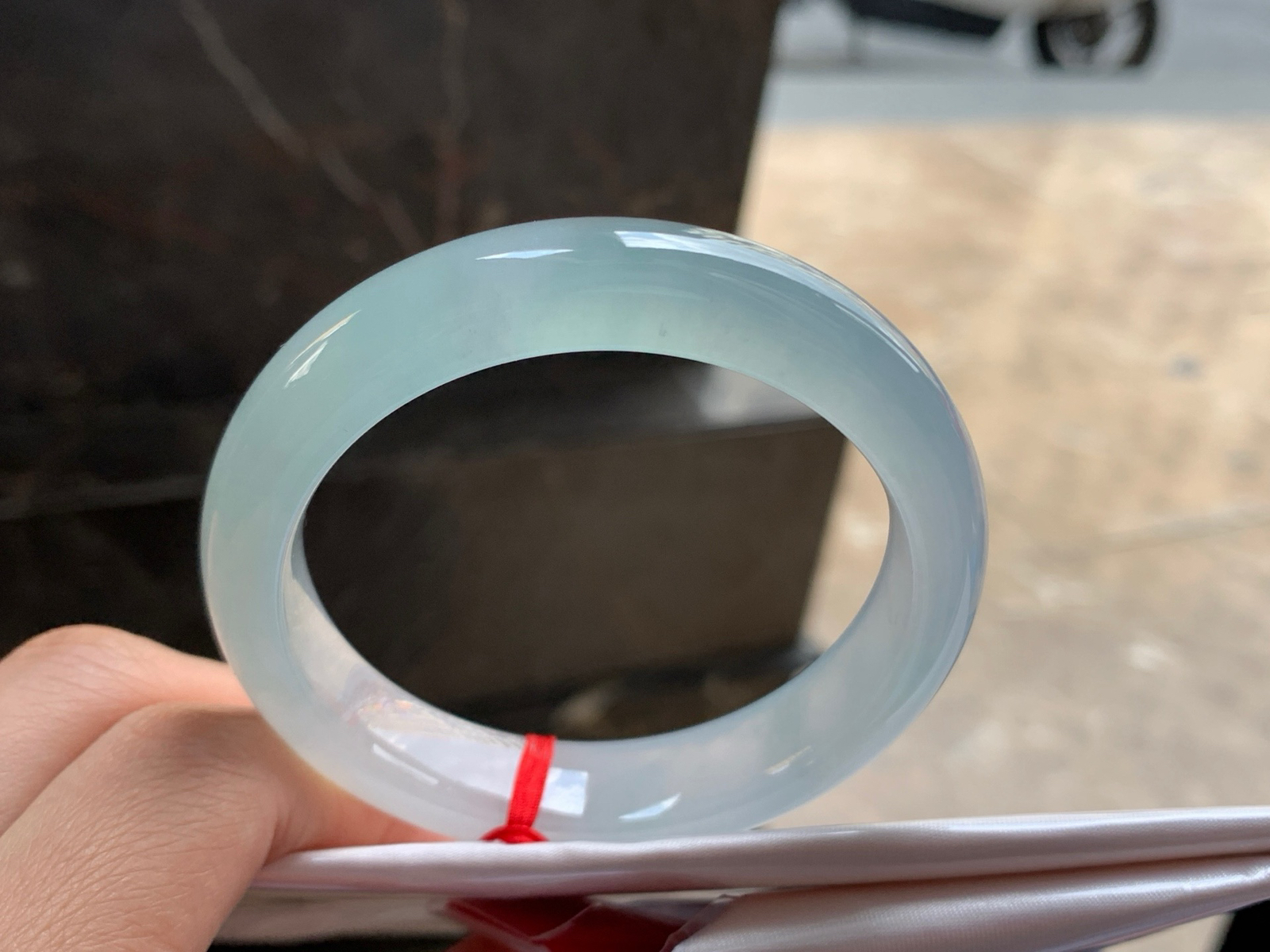 55-13-8.8

冰蓝手镯^_^冰透