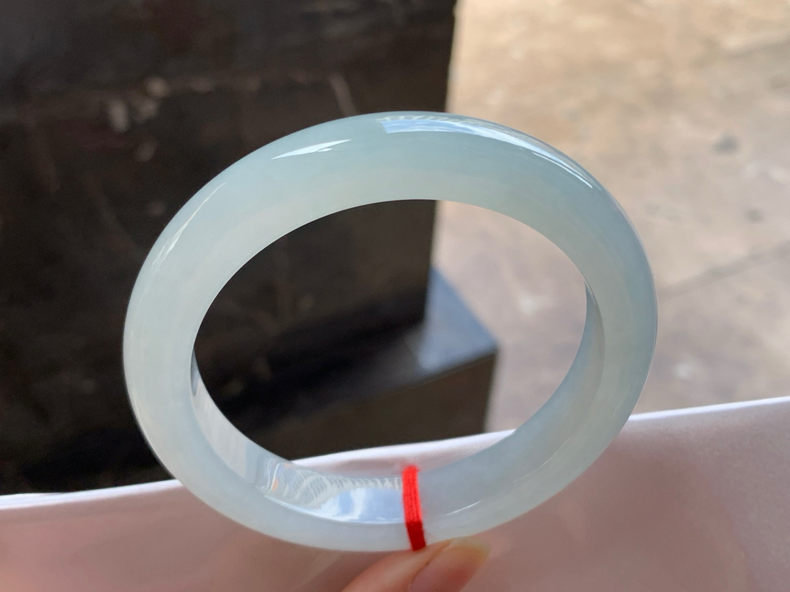 60-12.1-9.5

冰种手镯^_^水润 清新