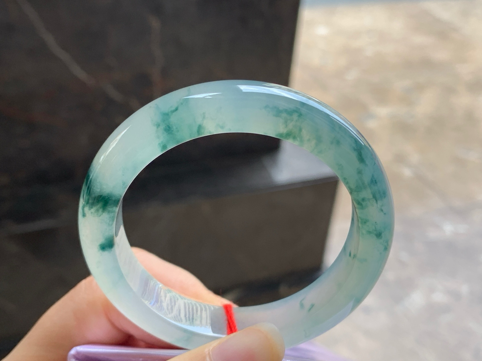 53-12.3-8.5

蓝花手镯^_^