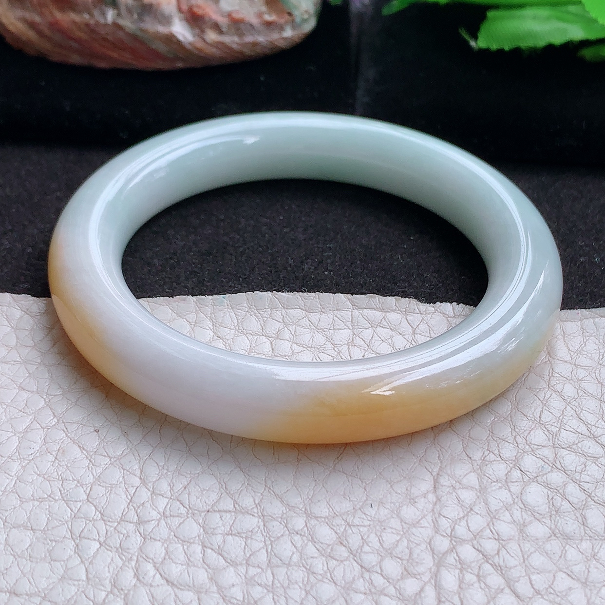 nr小圈口52.5*10招财美人镯 缅甸翡翠a货玉手镯双彩圆条玉手环