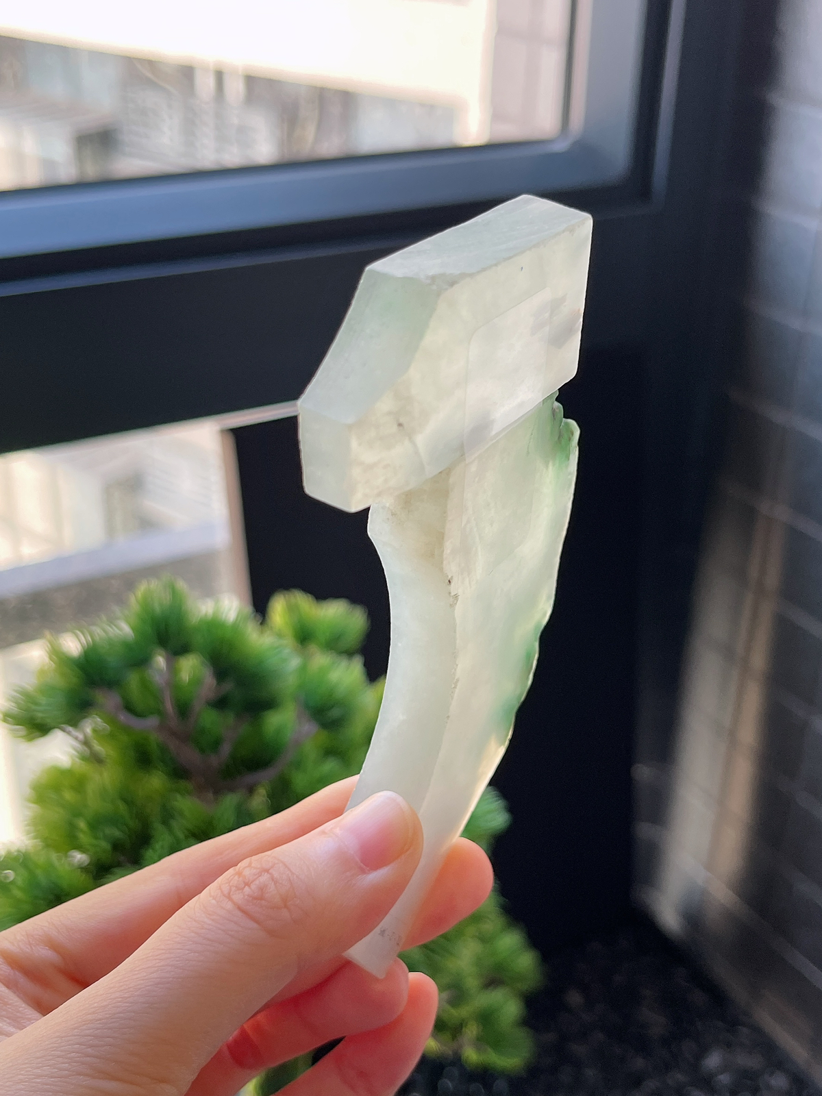 翡翠冰糯淡绿色片料
