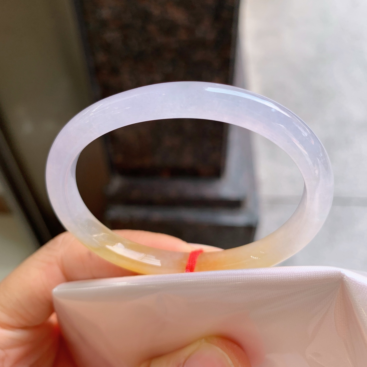 贵妃冰黄翡 微细纹 尺寸：53/43/7.3/6.2 色好
