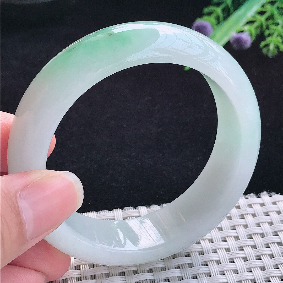 实拍A货翡翠54.5/18/9轮胎镯老坑精美冰润飘花手镯宽边玉手镯