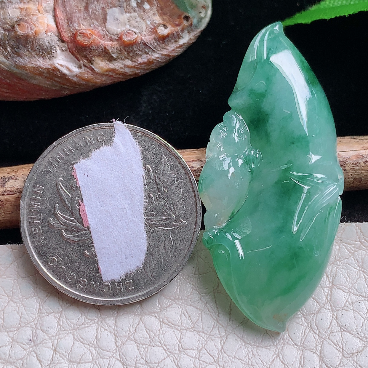 lz实拍44.3*20*5.5天然缅甸翡翠冰飘花节节高 竹节玉吊坠 玉挂件