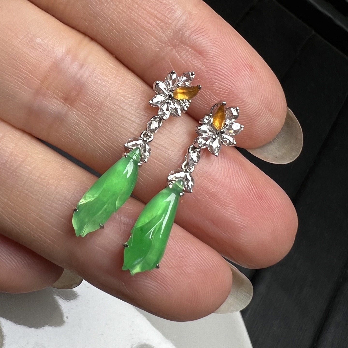 ️18k金钻石镶嵌冰种阳绿翡翠兰花耳坠耳环天然A货精品，13.5-5.2