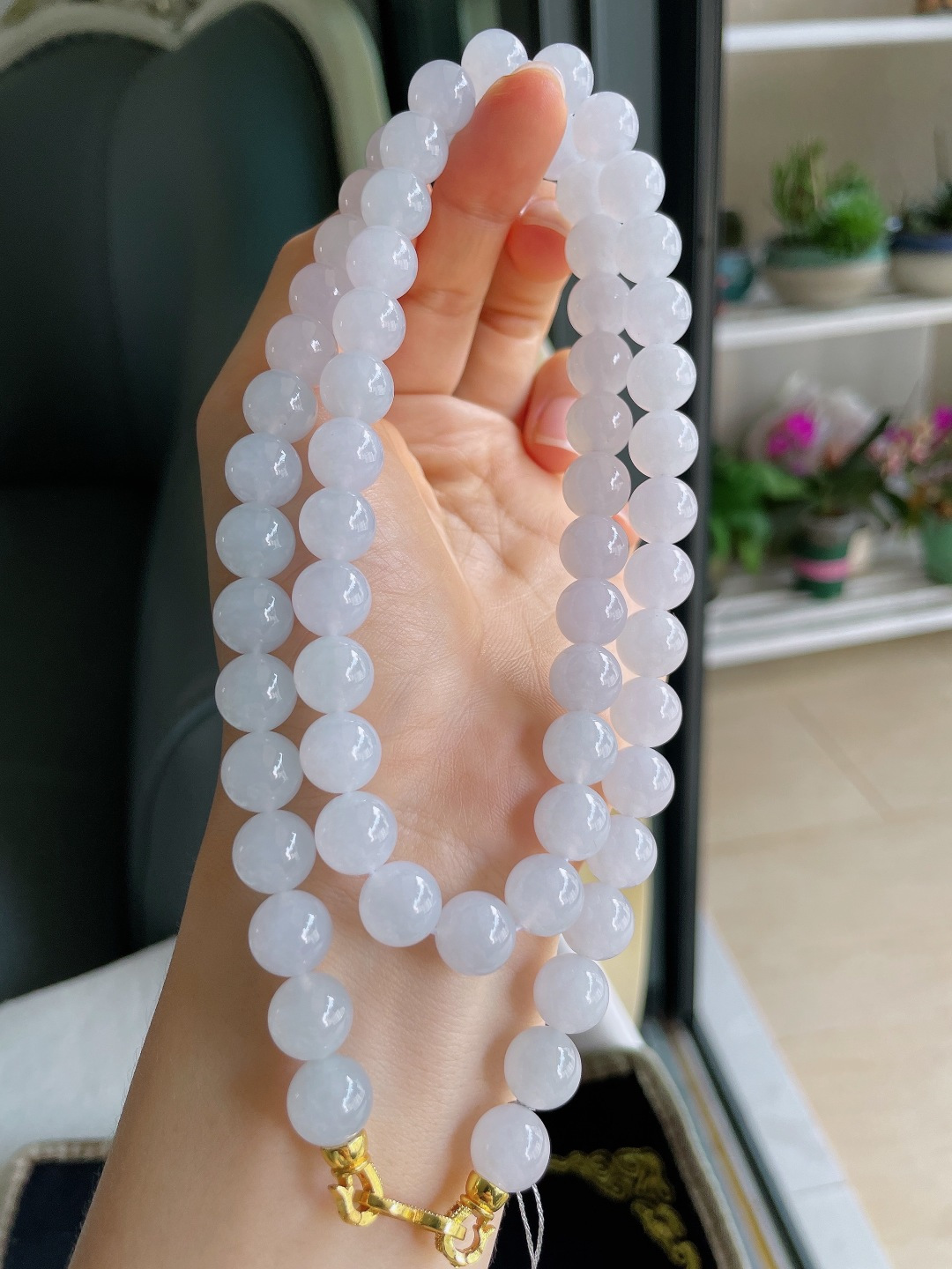 缅甸天然翡翠A货，冰润白冰珠链，尺寸：10mm62颗。【编4112】