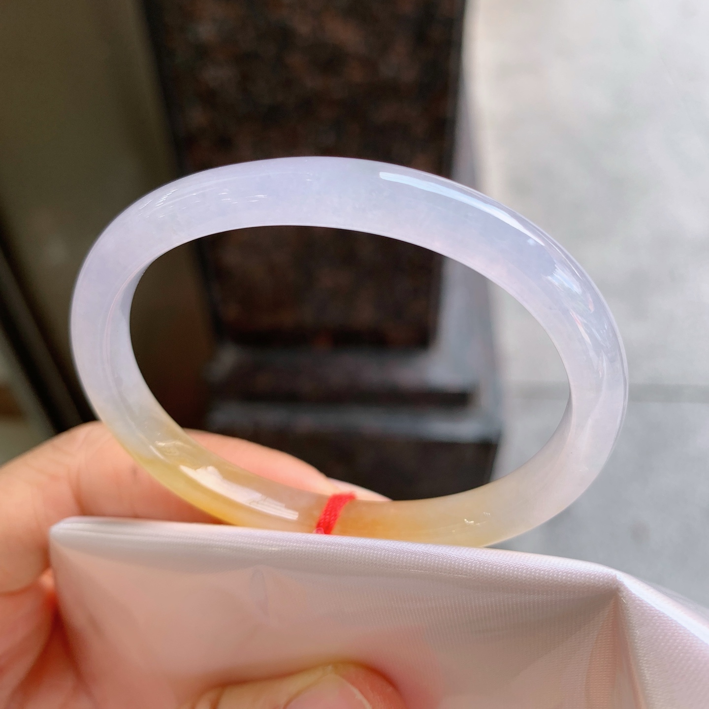 贵妃冰黄翡 微细纹 尺寸：53/43/7.3/6.2 色好