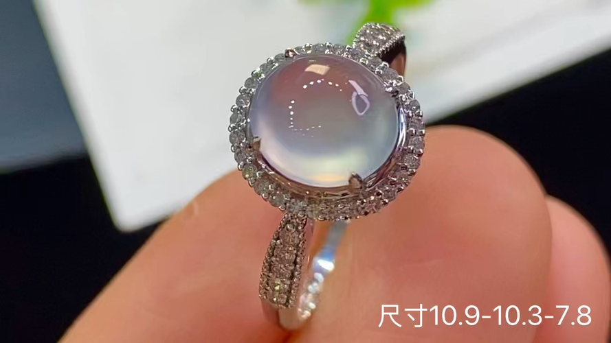 18k金+钻玻璃种蛋面戒指，无暇，捡漏的来哦，10.9-10.3-7.8