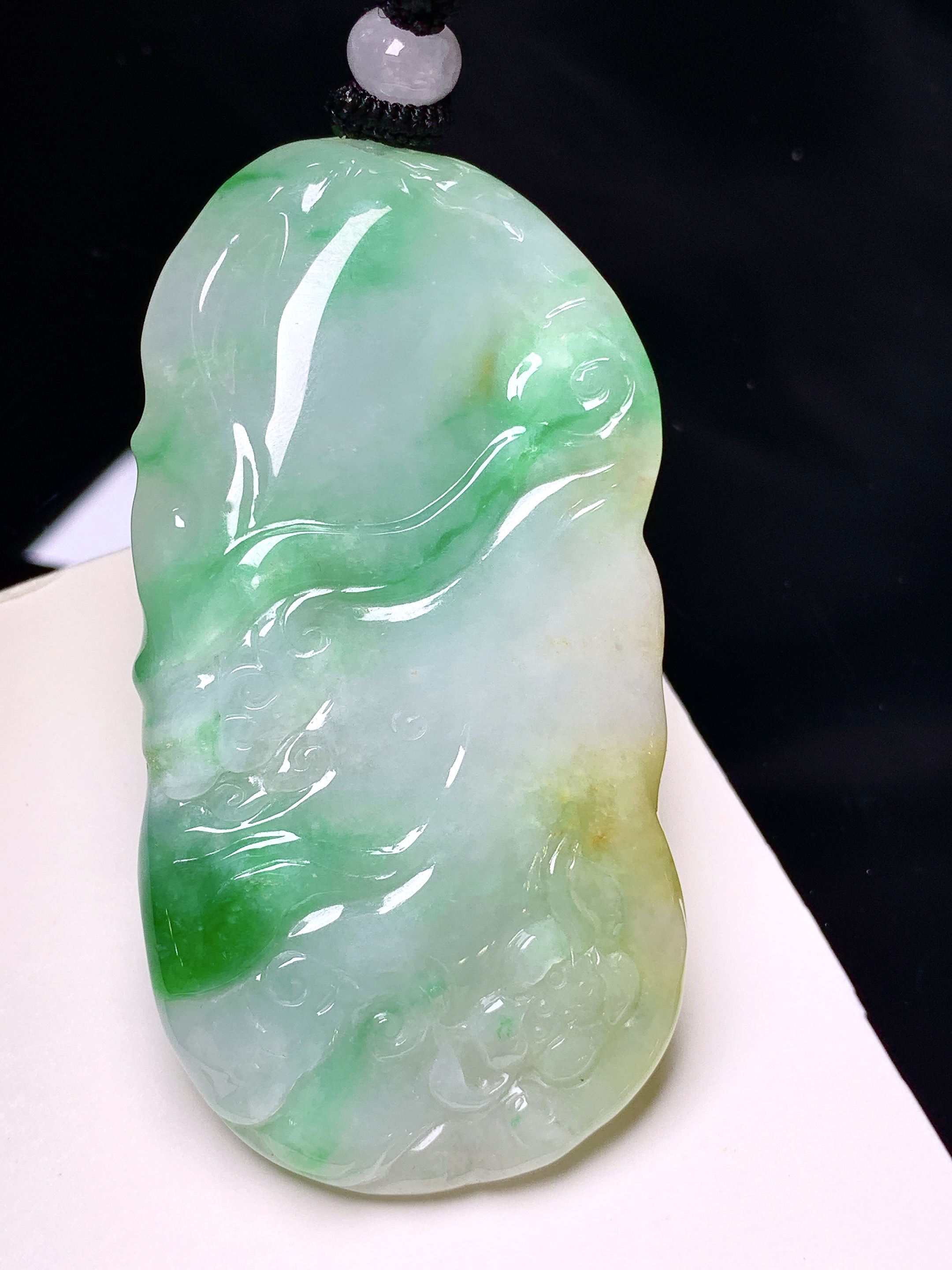 飘黄绿翡文殊菩萨吊坠 玉质细腻 色泽艳丽清新 水润亮眼 整体尺寸62*31.3*7.8 w1