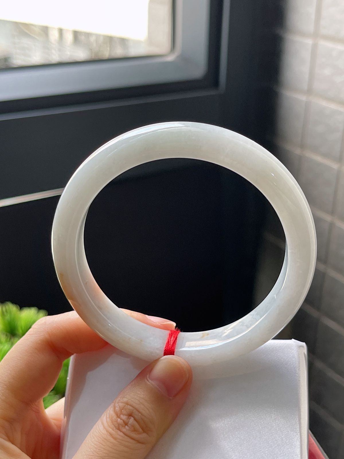 正圈61.5，糯化砂红翡大圈口翡翠手镯